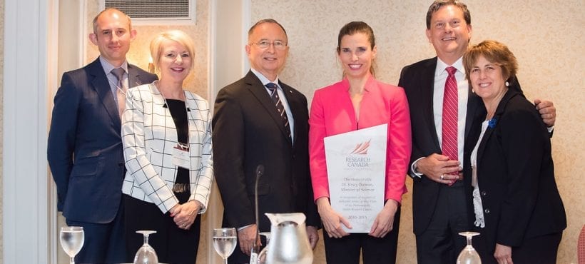 Minister Duncan Honoured at Research Canada’s AGM